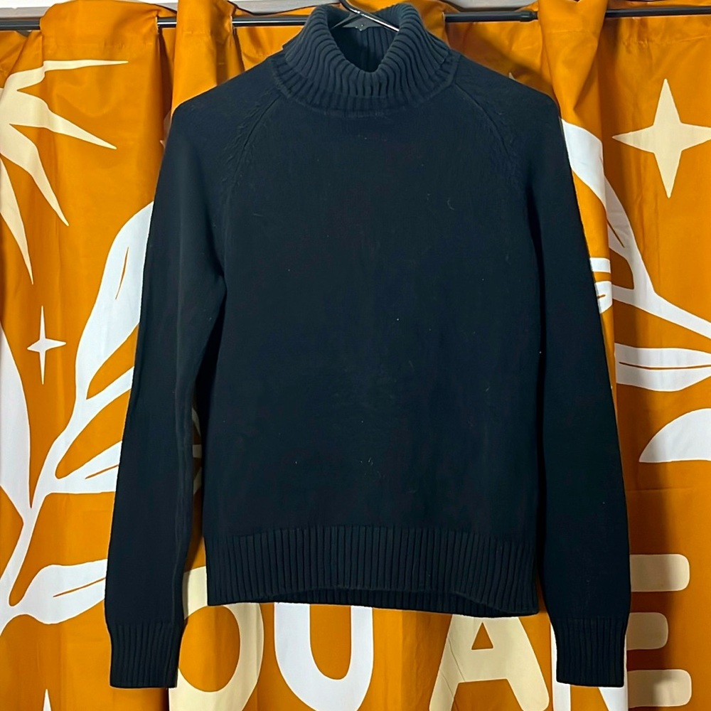 Women’s Black Jeanne Pierre sz S Turtleneck sweater